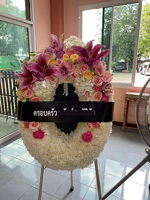ถ่ายที่ศาลาสายวิวัฒน์ วัดท่าข้าม แบบธารา 9403