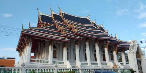 วัดบึงทองหลาง ศูนย์รวมความศรัทธาสู่ความเจริญรุ่งเรือง