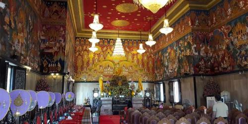 ทำความรู้จักกับ ‘วัดหัวลำโพง’ ชื่อที่ไม่ได้มีดีแค่สถานีรถไฟ