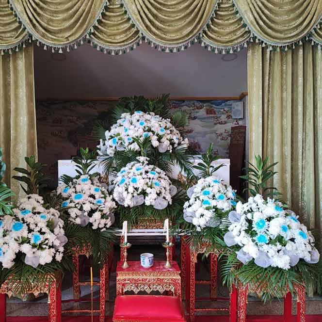 แบบ1 ดอกไม้ 5 กอ