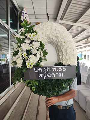 ภาพตัวอย่างส่งวัดเทพศิรินทร์ แบบดอกไม้สดโทนสีขาว