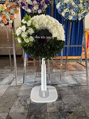 ภาพรีวิวพวงหรีดพัดลม16นิ้วดอกไม้สด Hatari