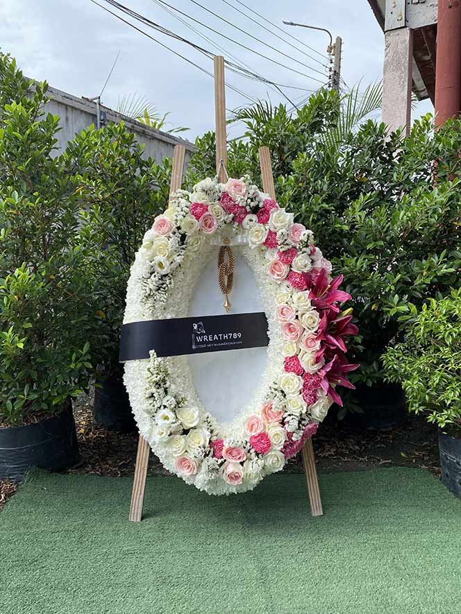 พวงหรีดดอกไม้สดราคา 2500 ธารา 9257 ส่งฟรี