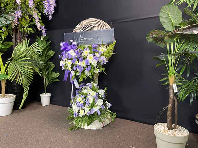 พวงหรีดพัดลม 16 นิ้ว 2081