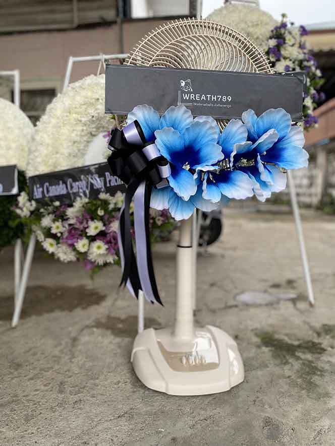 พวงหรีดพัดลม 16นิ้ว 641