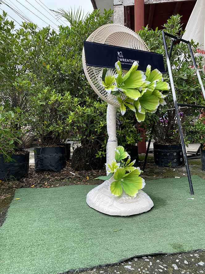 พวงหรีดพัดลม 16นิ้ว 64g