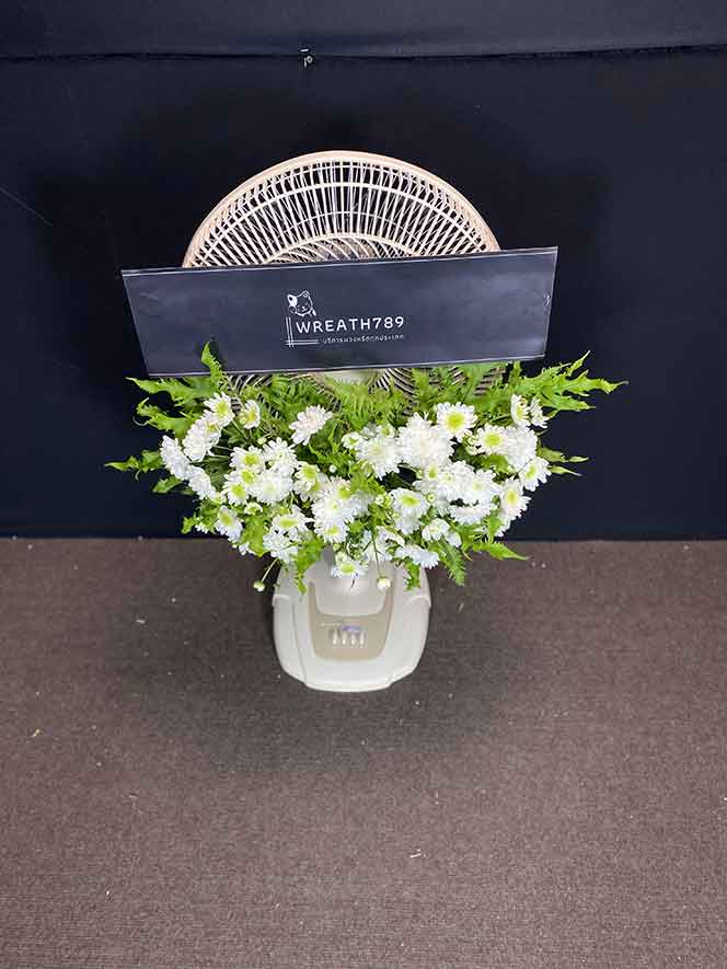 พัดลม 16 นิ้ว 64w ภาพถ่ายจากด้านบน