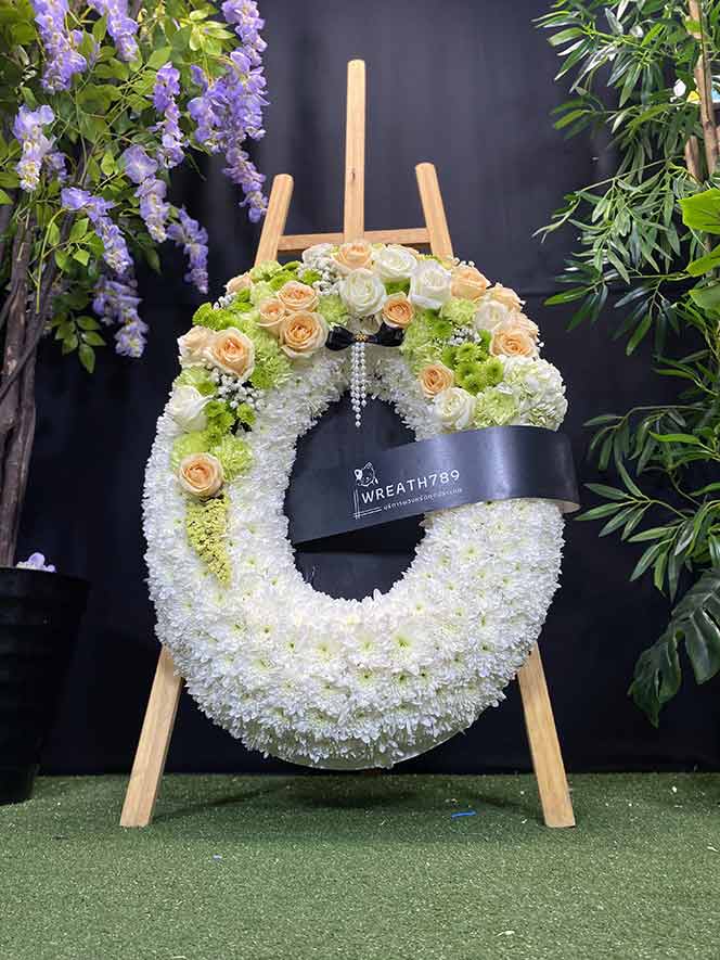 ธารา 9045 ภาพมุมเงย