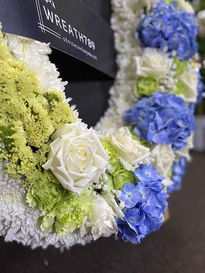 ธารา 1422 ภาพซูมให้เห็นดอกกุหลาบ