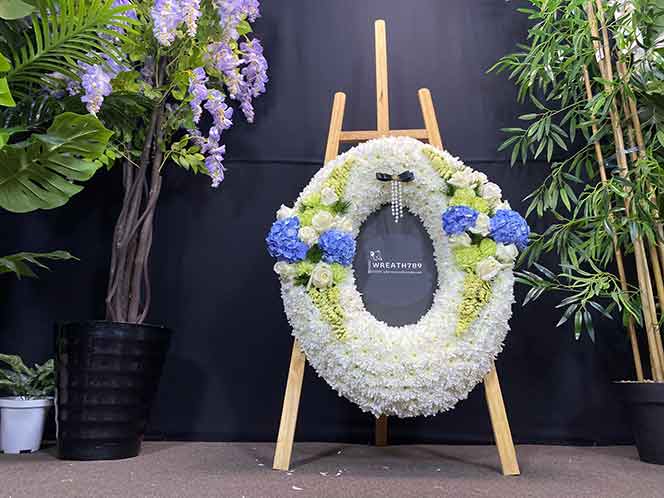 ธารา 9231 พวงหรีดดอกไม้สด Wreath789