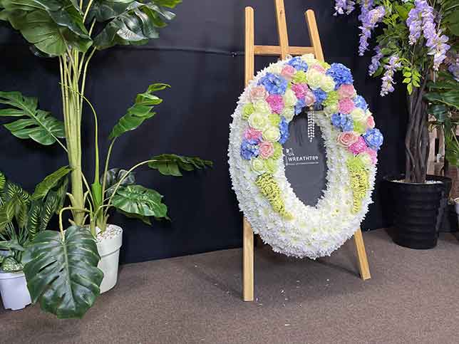 ธารา 9233 พวงหรีดดอกไม้สด wreath789