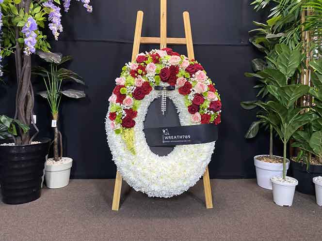 ธารา 9410 พวงหรีดดอกไม้สด