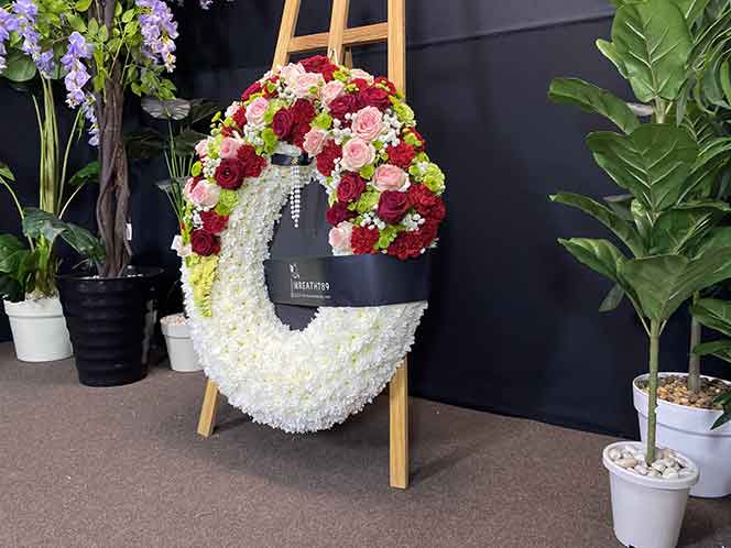 ธารา 9410 พวงหรีดดอกไม้สด