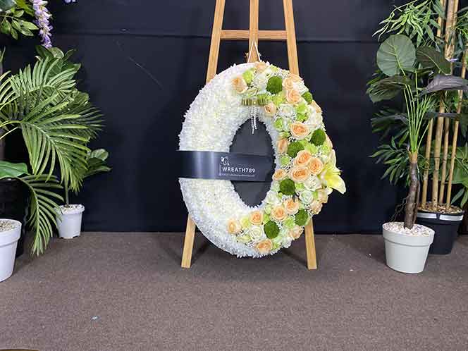 ธารา 9011 พวงหรีดดอกไม้สดส่งฟรี