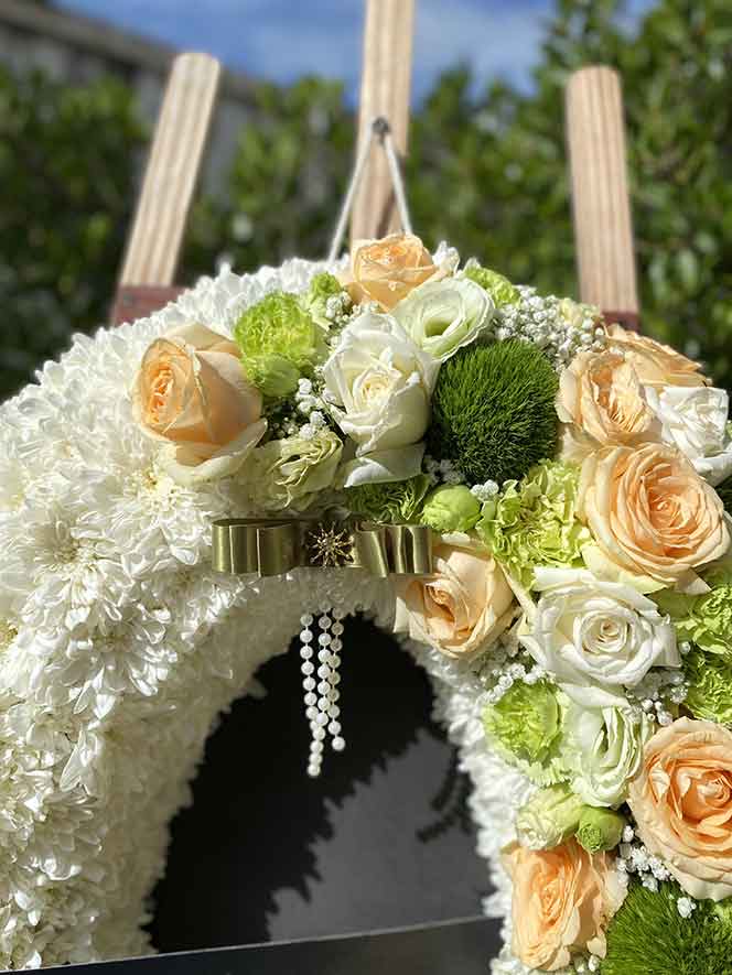 ธารา 9011 พวงหรีดดอกไม้สดส่งฟรี