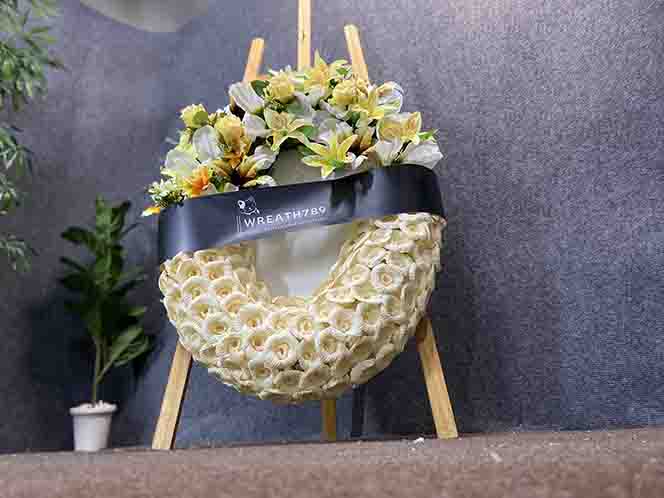 สายหมอก 9705 พวงหรีดดอกไม้จันทน์วงรีภาพที่2