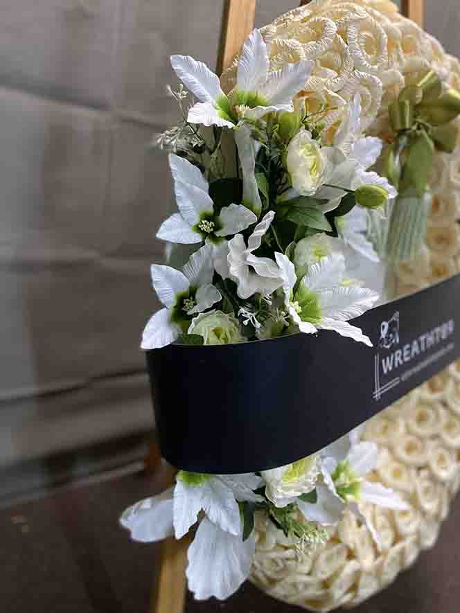 สายหมอก 9735 ประเภทพวงหรีดดอกไม้จันทน์ ภาพที่1