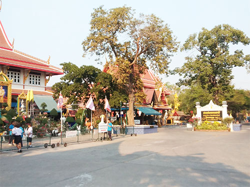 วัดลานบุญ ลาดกระบัง