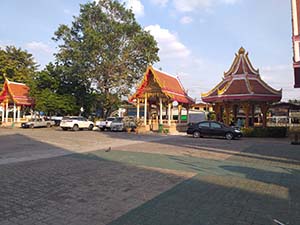 บริเวณทำบุณวัดบางประทุนนอก