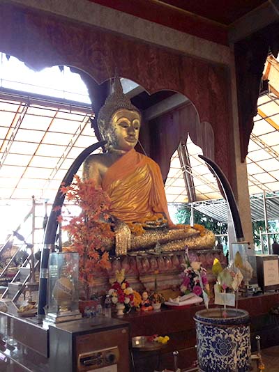วัดด่าน พระราม3 พวงหรีดจัดส่งฟรี