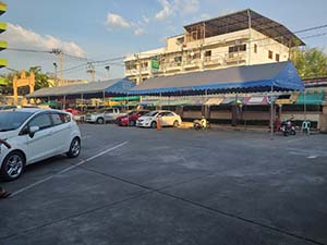 บริเวณทำบุณวัดเลา