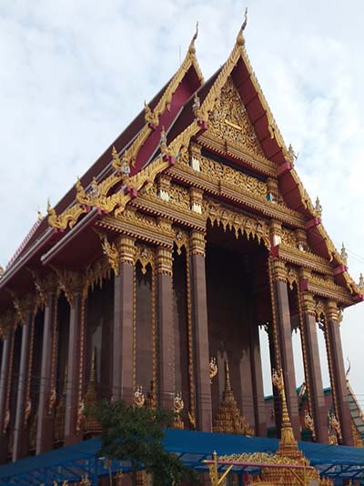 วัดลาดปลาเค้า พวงหรีดจัดส่งฟรี