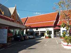 บริเวณทำบุณวัดลาดปลาเค้า