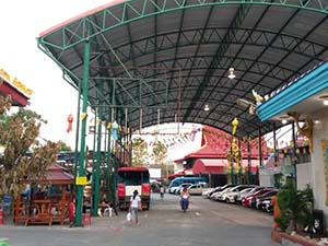 บริเวณทำบุณวัดลาดปลาเค้า