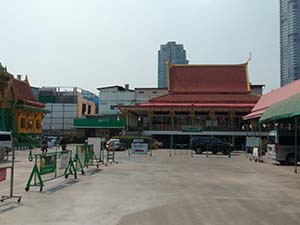 บริเวณทำบุณวัดลุ่มเจริญศรัทธา