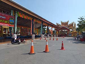 บริเวณทำบุณวัดนิมมานรดี