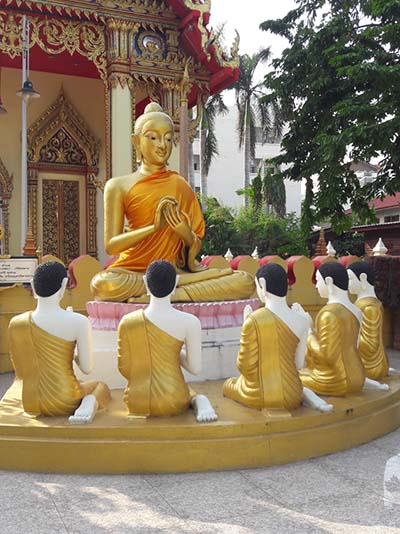 วัดพรหมวงศาราม พวงหรีดจัดส่งฟรี