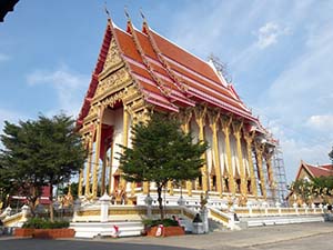 บริเวณทำบุณวัดศาลาแดง