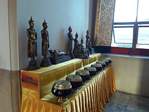 บริเวณทำบุณวัดสระเกศ