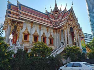 บริเวณทำบุณวัดสุทธิวราราม