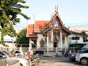 บริเวณทำบุณวัดอุดมรังสี