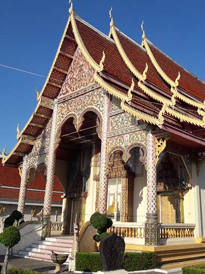 วัดวชิรธรรมสาธิต พวงหรีดจัดส่งฟรี