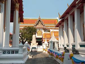 บริเวณทำบุณวัดอนงคาราม