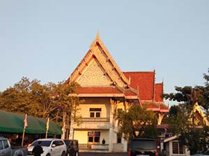 บริเวณทำบุณวัดหัวลำโพง