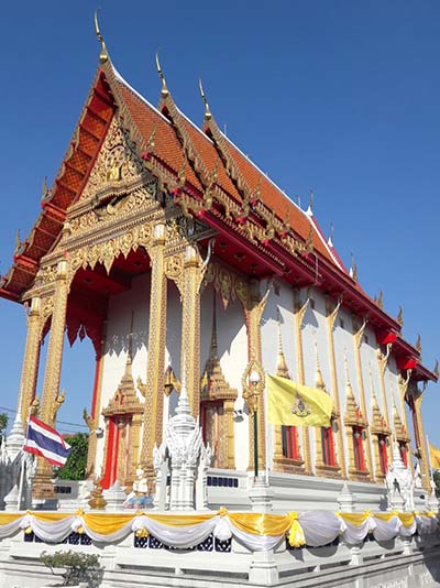 วัดสารอด พวงหรีดจัดส่งฟรี