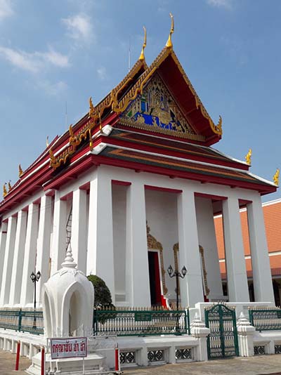 วัดเวฬุราชิณ พวงหรีดจัดส่งฟรี