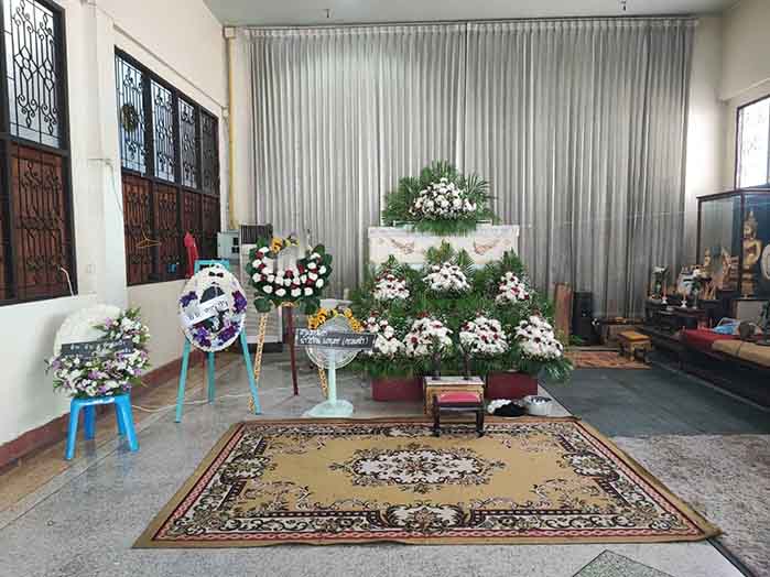 ดอกไม้แบบ 7 กอ ราคาถูกส่งฟรีถึงวัด