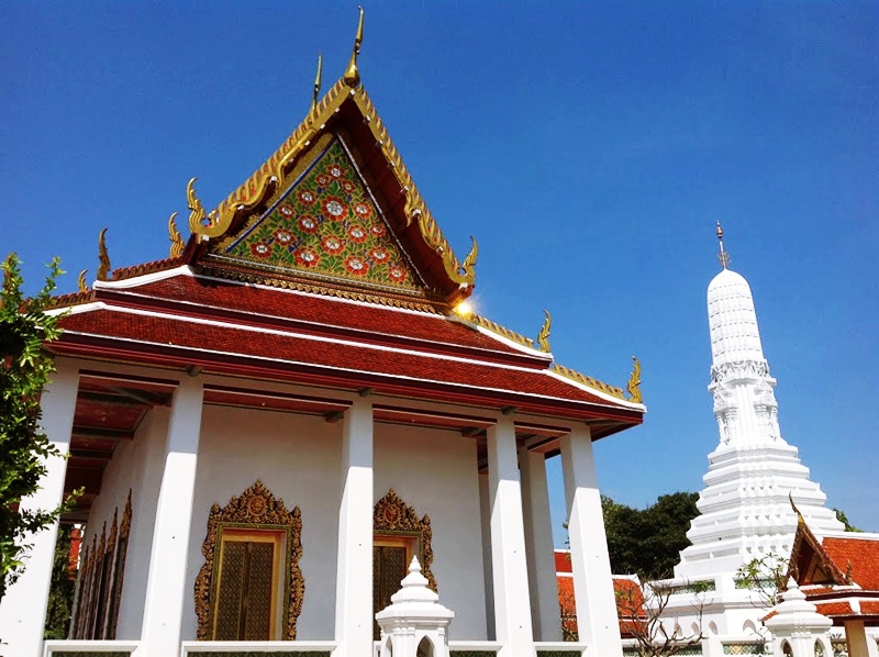 หน้าโบถส์วัดหนัง